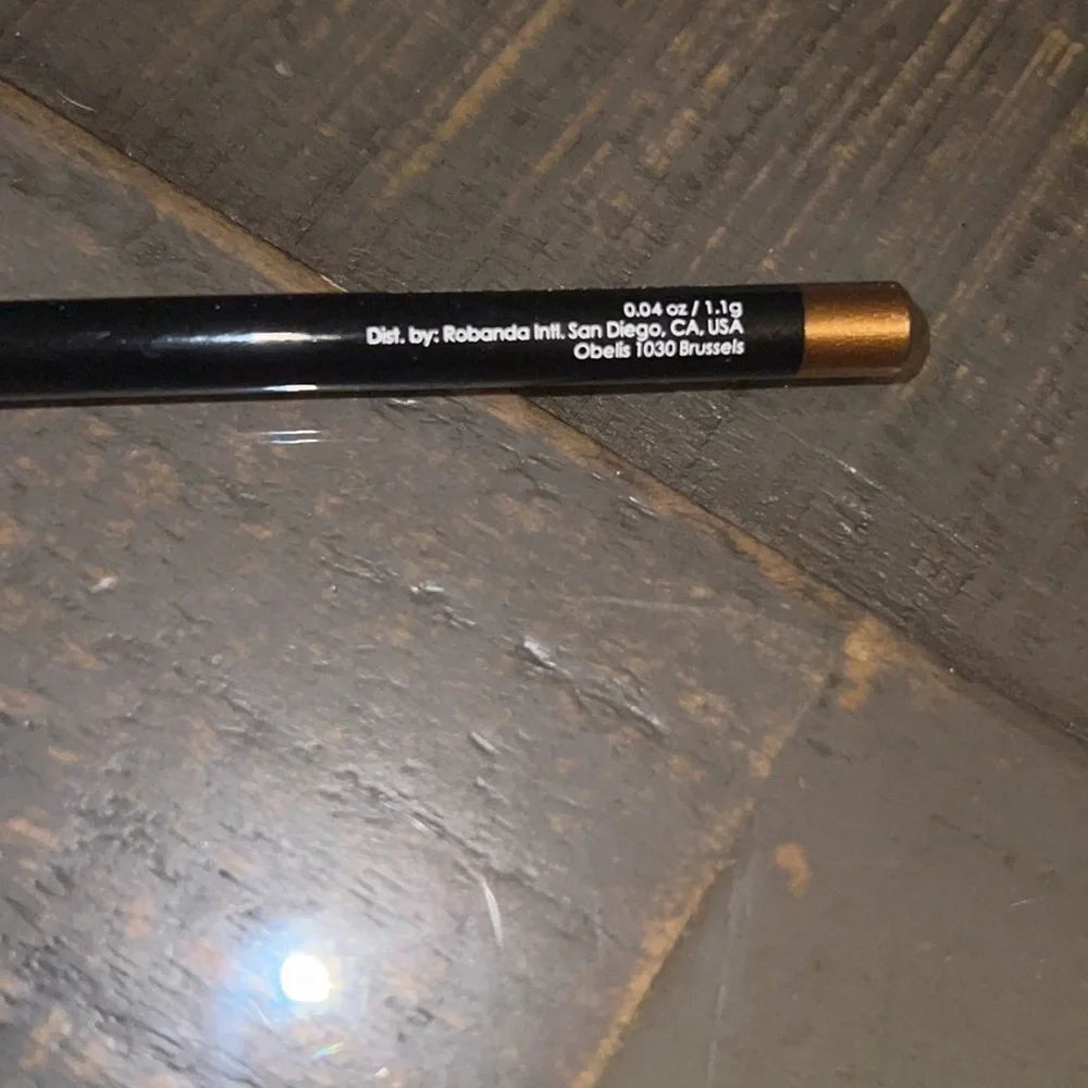 bodyography Bali Bronze Eye Pencil NEW‎ FULL Size